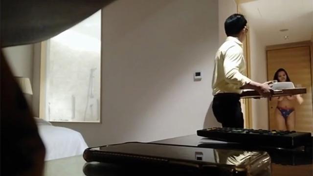 Horny wife Watching Waiter Dare Cock Nude – Xxxvideos